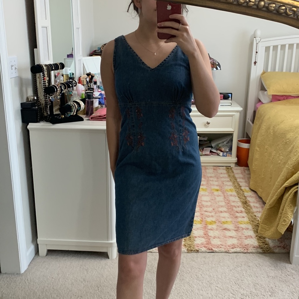 Vintage Denim Dress 8 Faded Glory Sleeveless Jean 100% Cotton VNeck Embroidered